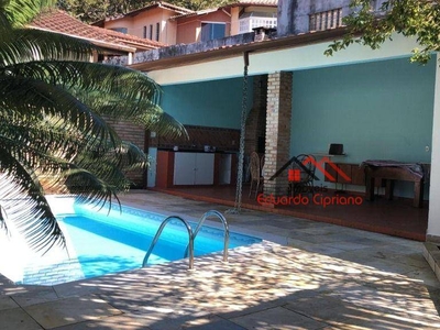 Casa em Massaguaçu, Caraguatatuba/SP de 360m² 5 quartos à venda por R$ 979.000,00