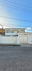 Casa em Rio Doce, Olinda/PE de 225m² 4 quartos à venda por R$ 449.000,00