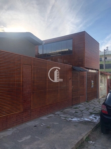 Casa em Santa Catarina, Caxias do Sul/RS de 180m² 3 quartos à venda por R$ 589.000,00