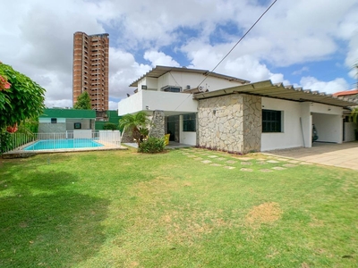 Casa em Vicente Pinzon, Fortaleza/CE de 552m² 6 quartos à venda por R$ 1.299.000,00 ou para locação R$ 3.800,00/mes