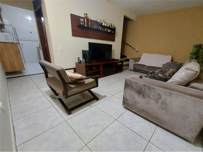 Casa em Vila Júlia, Poá/SP de 82m² 2 quartos para locação R$ 2.500,00/mes