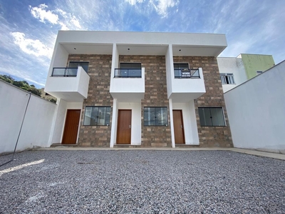 Casa em Vivendas da Serra, Juiz de Fora/MG de 125m² 3 quartos à venda por R$ 488.900,00