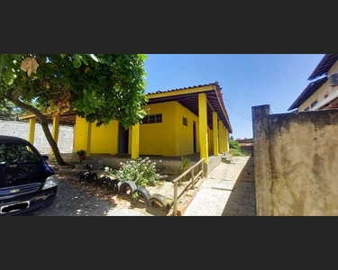 Casa para aluguel e venda, com 250m2 com 5 quartos - Pitangueiras