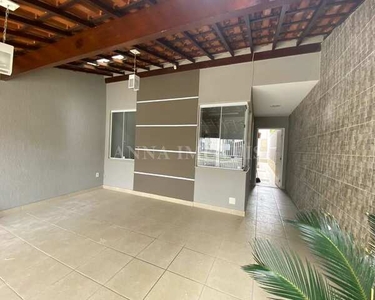 Casa para aluguel possui 180 metros quadrados com 4 quartos em Santo Agostinho - Volta Red