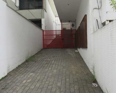 Casa para aluguel possui 200 metros quadrados com 4 quartos em Perdizes - São Paulo - SP