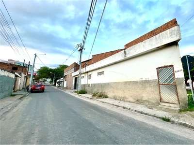 Galpão em Salgado, Caruaru/PE de 465m² à venda por R$ 699.000,00