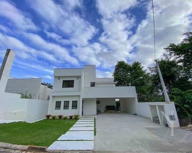 Linda Casa em Condomínio Fechado - Arujá/SP