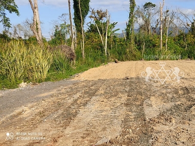 Terreno em Balneário dos Golfinhos, Caraguatatuba/SP de 250m² à venda por R$ 108.000,00