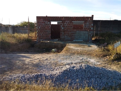 Terreno em Caiuca, Caruaru/PE de 140m² à venda por R$ 65.000,00