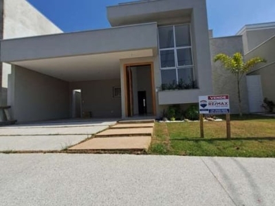 Atraente casa em condomínio para venda com 3 quartos, 160m²