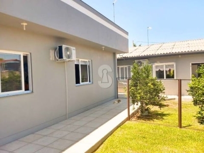 Casa com 2 quartos à venda no feitoria, são leopoldo por r$ 700.000