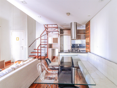 Loft com 2 quartos para alugar em Pinheiros - SP