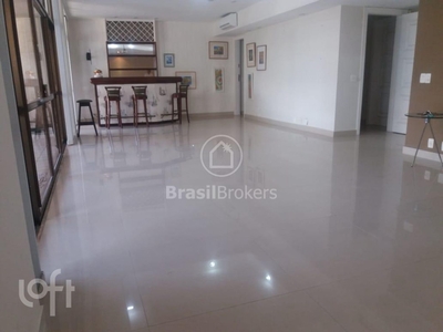 Apartamento à venda em Barra da Tijuca: Jardim Oceânico com 296 m², 4 quartos, 4 suítes, 4 vagas