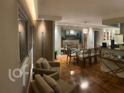 Apartamento à venda em Campo Belo com 110 m², 3 quartos, 1 suíte, 1 vaga
