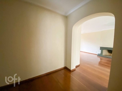Apartamento à venda em Moema Pássaros com 145 m², 3 quartos, 1 suíte, 2 vagas