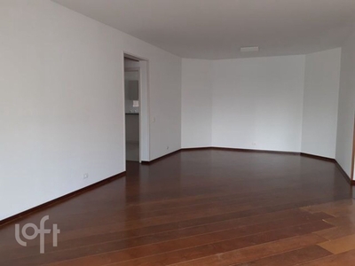 Apartamento à venda em Moema Pássaros com 176 m², 3 quartos, 1 suíte, 2 vagas