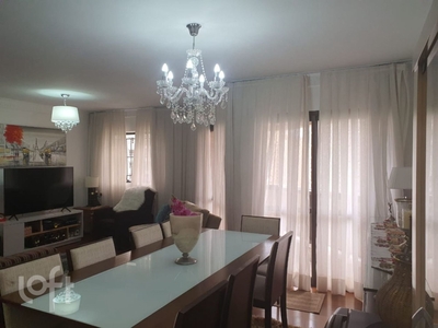 Apartamento à venda em Vila Andrade com 140 m², 4 quartos, 3 suítes, 3 vagas