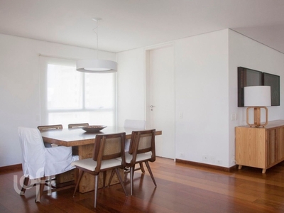 Apartamento à venda em Vila Andrade com 224 m², 4 quartos, 4 suítes, 4 vagas