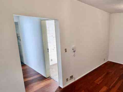 Apartamento com 2 quartos para alugar no bairro Barro Preto, 60m²