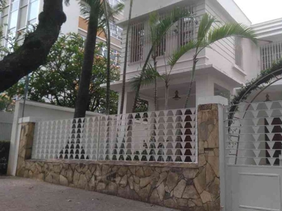 Casa Comercial para alugar no bairro Savassi, 405m²