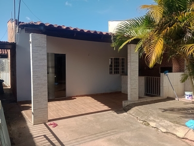 Casa em Cidade Jardim, Parauapebas/PA de 200m² 2 quartos à venda por R$ 184.000,00