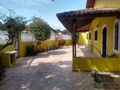 Casa em Jardim Magalhães, Itanhaém/SP de 157m² 4 quartos à venda por R$ 478.000,00