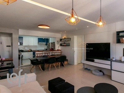 Apartamento à venda em Buritis com 85 m², 3 quartos, 1 suíte, 2 vagas