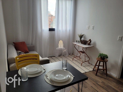 Apartamento à venda em República com 35 m², 2 quartos