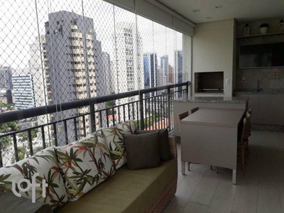 Apartamento à venda em Santo Amaro com 121 m², 3 quartos, 1 suíte, 3 vagas