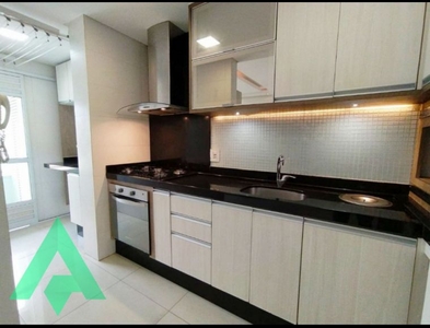 Apartamento no Bairro Garcia em Blumenau com 3 Dormitórios (1 suíte) e 75 m²