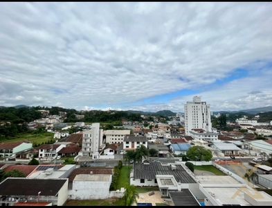 Apartamento no Bairro Itoupava Norte em Blumenau com 3 Dormitórios (3 suítes) e 92 m²