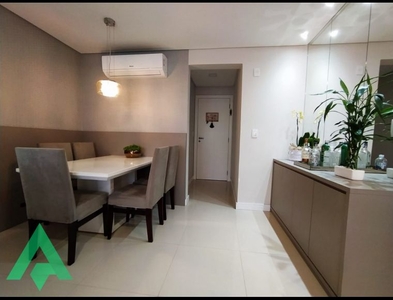 Apartamento no Bairro Velha em Blumenau com 2 Dormitórios (1 suíte) e 85 m²