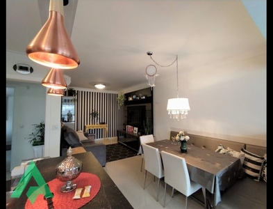 Apartamento no Bairro Vila Nova em Blumenau com 2 Dormitórios (1 suíte) e 89 m²