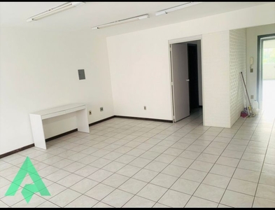 Sala/Escritório no Bairro Itoupava Norte em Blumenau com 32 m²