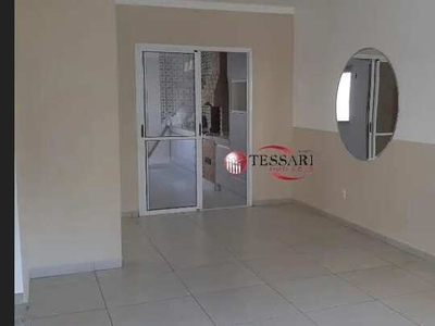 Aluga casa Alameda Sul com 3 dormitórios sendo um tipo apartamento, sala 2 ambientes, cozi