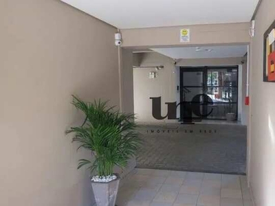 Apartamento com 2 dormitórios e churrasqueira, à venda por R$ 330.000 - Zona Norte - Pelot