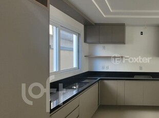 Casa 4 dorms à venda Avenida José Loureiro da Silva, Centro - Gravataí