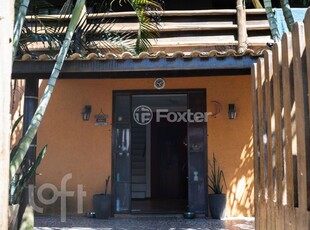Casa 4 dorms à venda Rua Espírito Santo, Campeche - Florianópolis