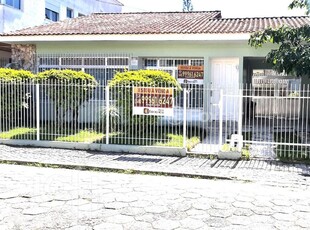 Casa 4 dorms à venda Rua Joe Collaço, Santa Mônica - Florianópolis