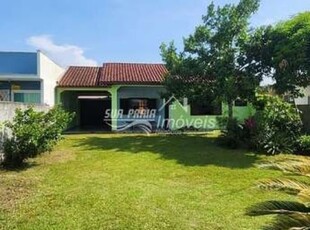 Casa com amplo espaço de terreno à venda, monções, matinhos, pr