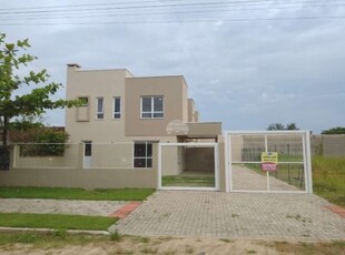 Casa em condomínio fechado com 2 quartos à venda na avenida curitiba, 00, coroados, guaratuba, 84 m2 por r$ 390.000