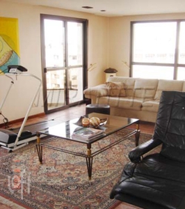 Apartamento à venda em Santana com 240 m², 4 quartos, 2 suítes, 5 vagas
