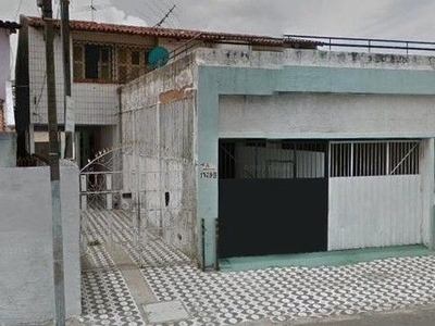 Apartamento com 3 dormitórios para alugar, 110 m² por R$ 809,00/mês - Cristo Redentor - Fo