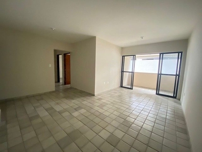 Apartamento para venda tem 80 metros quadrados com 3 quartos em Jatiúca - Maceió - AL