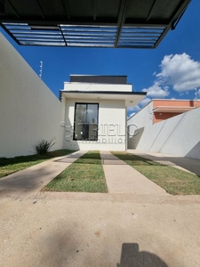 Casa à venda por R$ 335.000