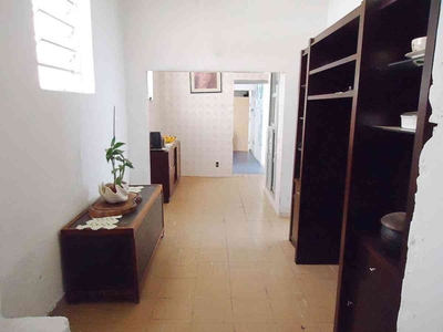 Casa com 4 quartos à venda no bairro Santa Efigênia, 200m²