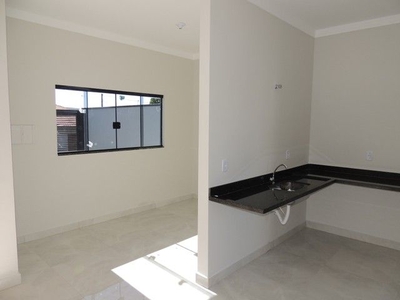 Vendo casa com 3 dormitórios, 1 suíte, piso porcelanato - JD Continental 2, Taubaté/SP