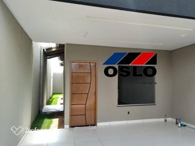 Casa com 2 quartos à venda, 154.0m²