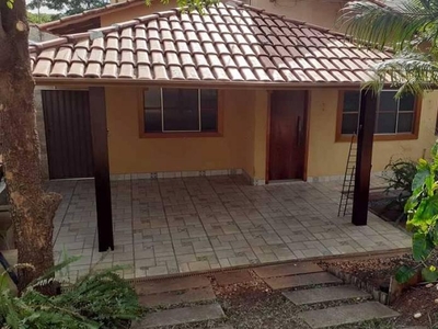 Cond. horizontal casa com 3 quartos à venda, 250.0m²