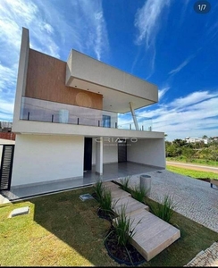 Cond. horizontal casa com 3 quartos à venda, 361.0m²